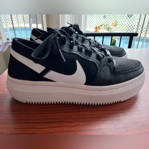 Nike Court Vision Alta sneakers